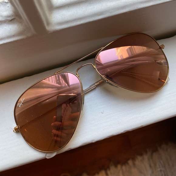 Classic Aviators - Rose Gold Ray Bans